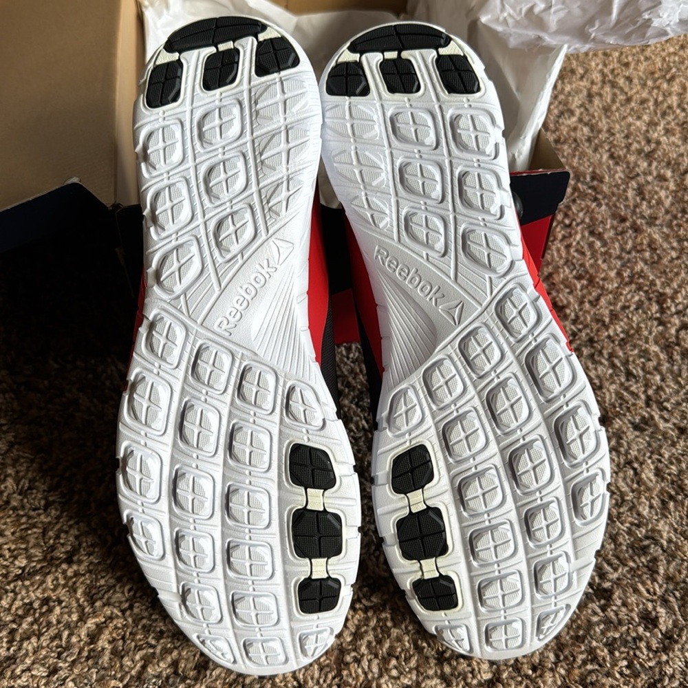 NIB Reebok JJ IV Training Shoe - Picture 3 of 5